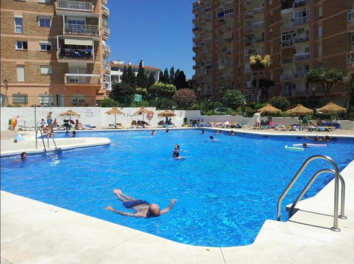Piso Centrico En Calle Luis Vives 1, 贝纳尔马德纳 外观 照片